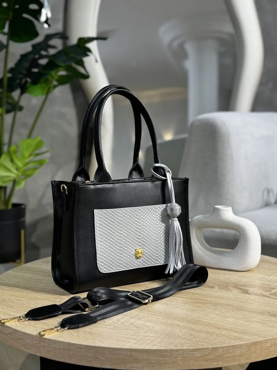 queeneliz-bolsos-minerva